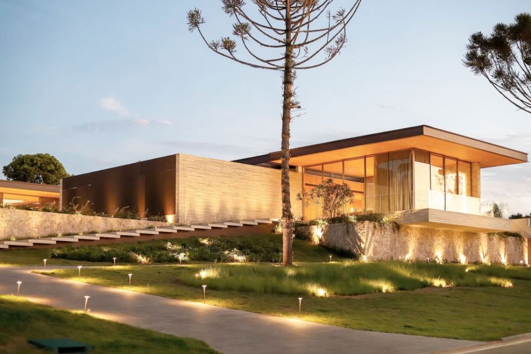 Residência de alto padrão em condomínio fechado: por onde começar?