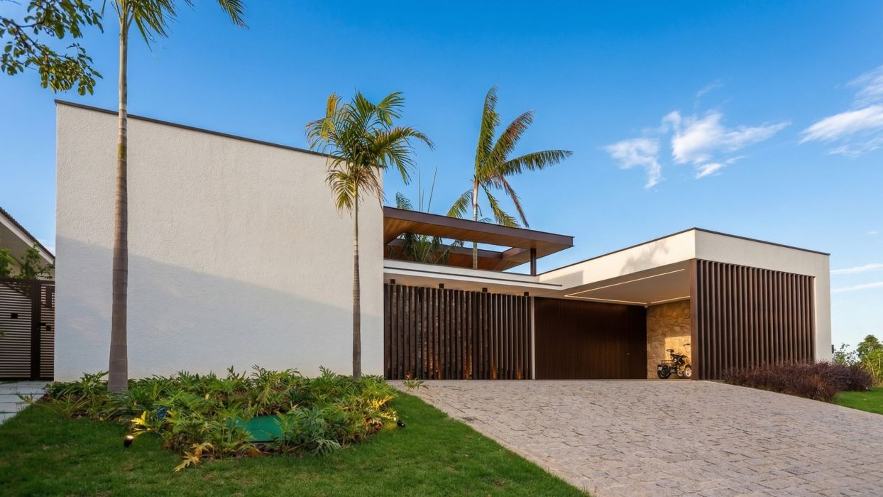 Privacidade e iluminação natural em casas de alto padrão: guia completo